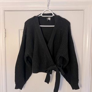 H&M - Black Sweater - Size Large